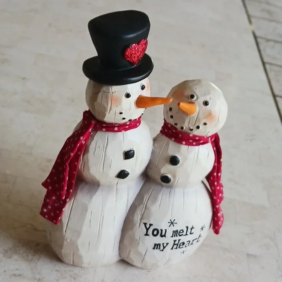 Vintage Snowman couple figurine/"carved wood" hand painted,, 5 1/2" tall..New. - Picture 2 of 12